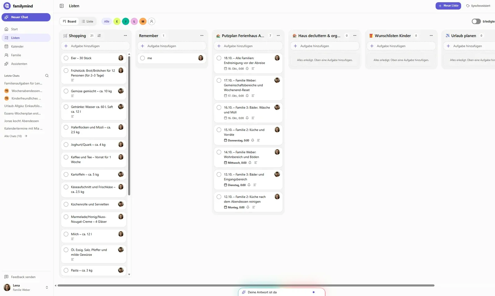 Das Listen-Board der Web-App mit den Spalten Shopping, Putzplan Ferienhaus, Haus entrümpeln, Wunschlisten Kinder und Urlaub planen, an jeder Aufgabe das Foto der zuständigen Person